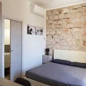 https://camera-ideale-tra-mare-e-montagna.in-sardinia.net